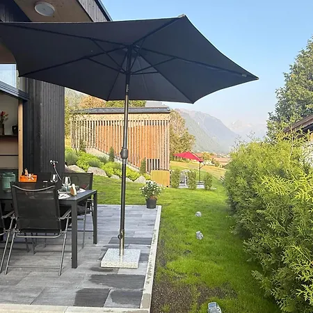 Apartment Haus Albuin *