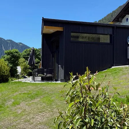 Haus Albuin Apartment *